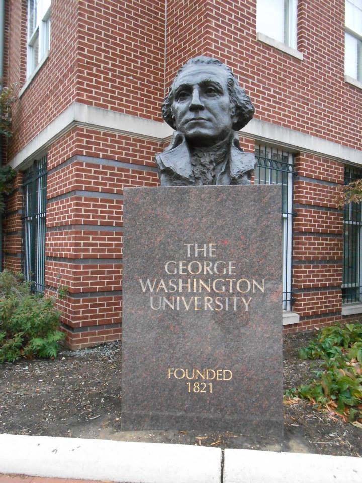 581510_10100312402065791_170125649_n