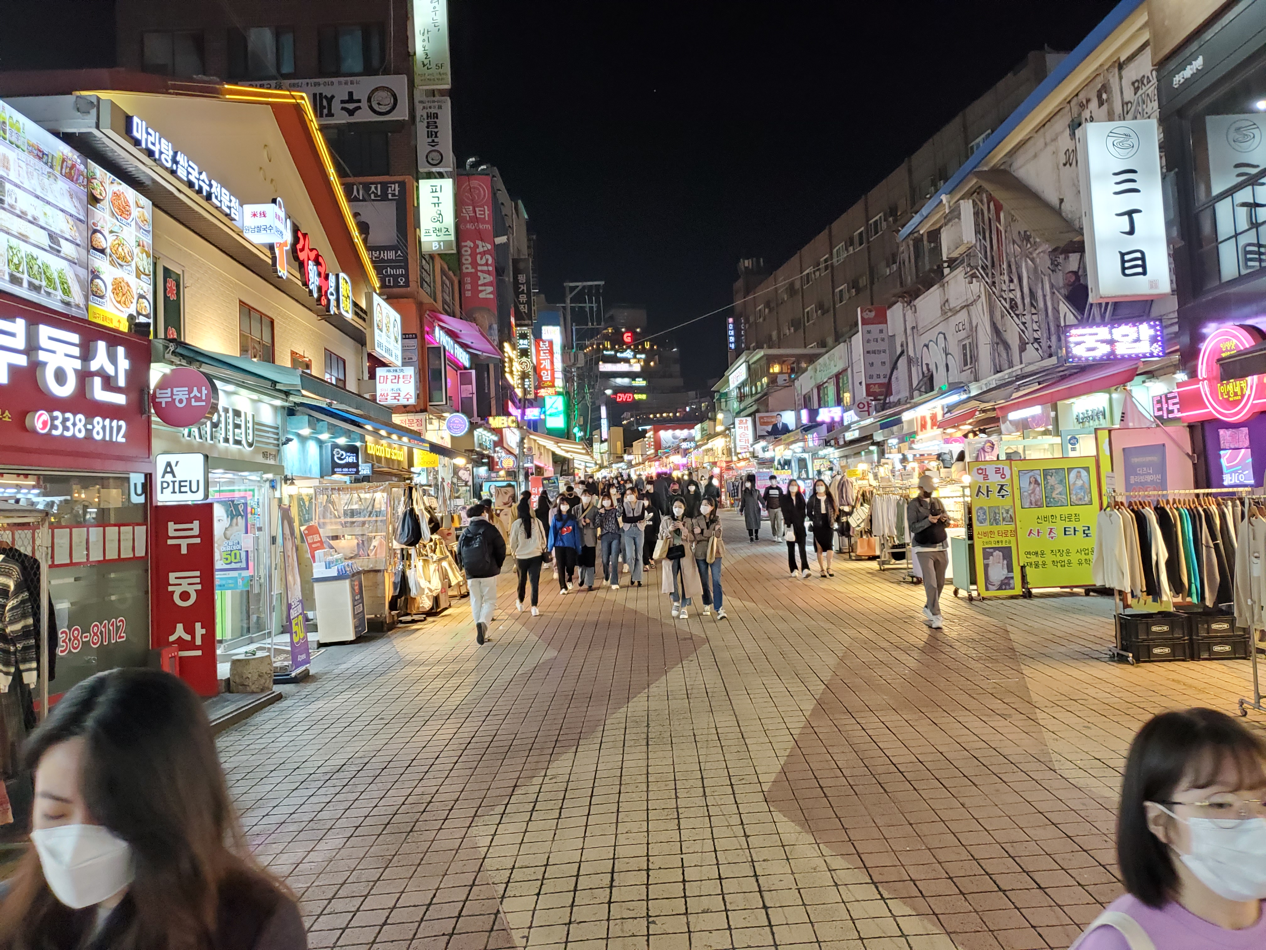 8168F739-1C78-415C-A5C6-0B29C2A22BEB