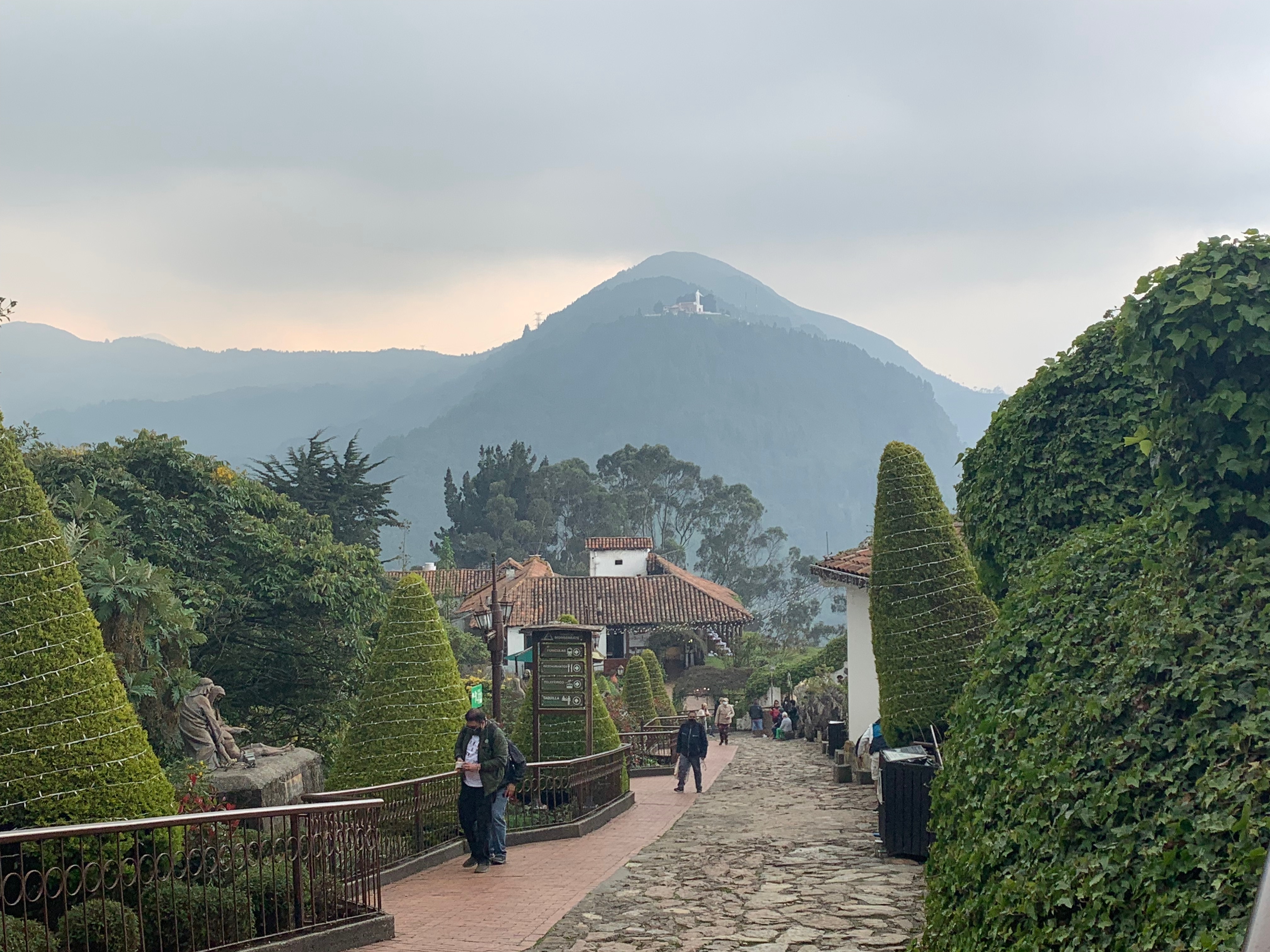 2AF2B6A3-B9CC-490A-B0DD-0CC1853A152C