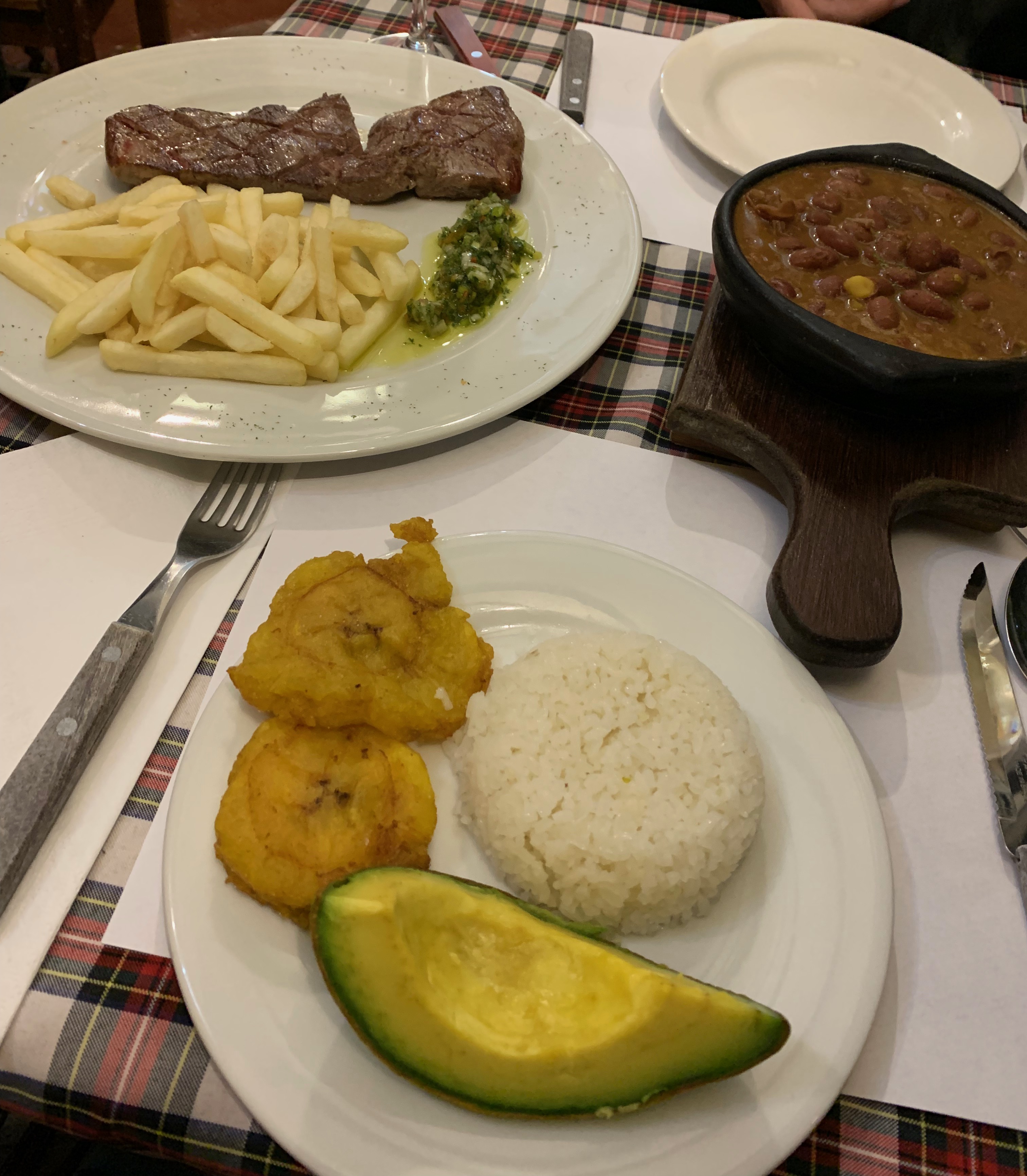 9D31DF80-5192-49D0-880A-50C40CDE77F3