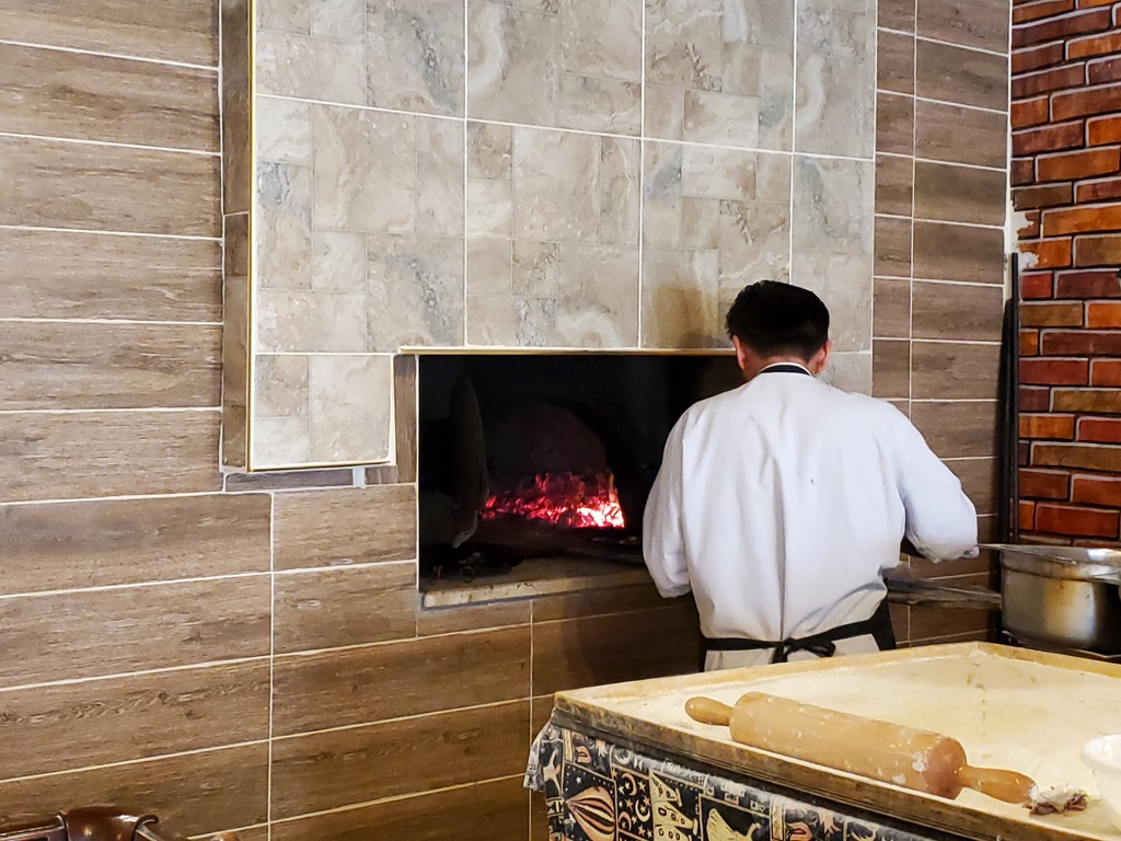 9B9DBADB-4202-43E2-852D-F17AA6409D5B_1_105_c