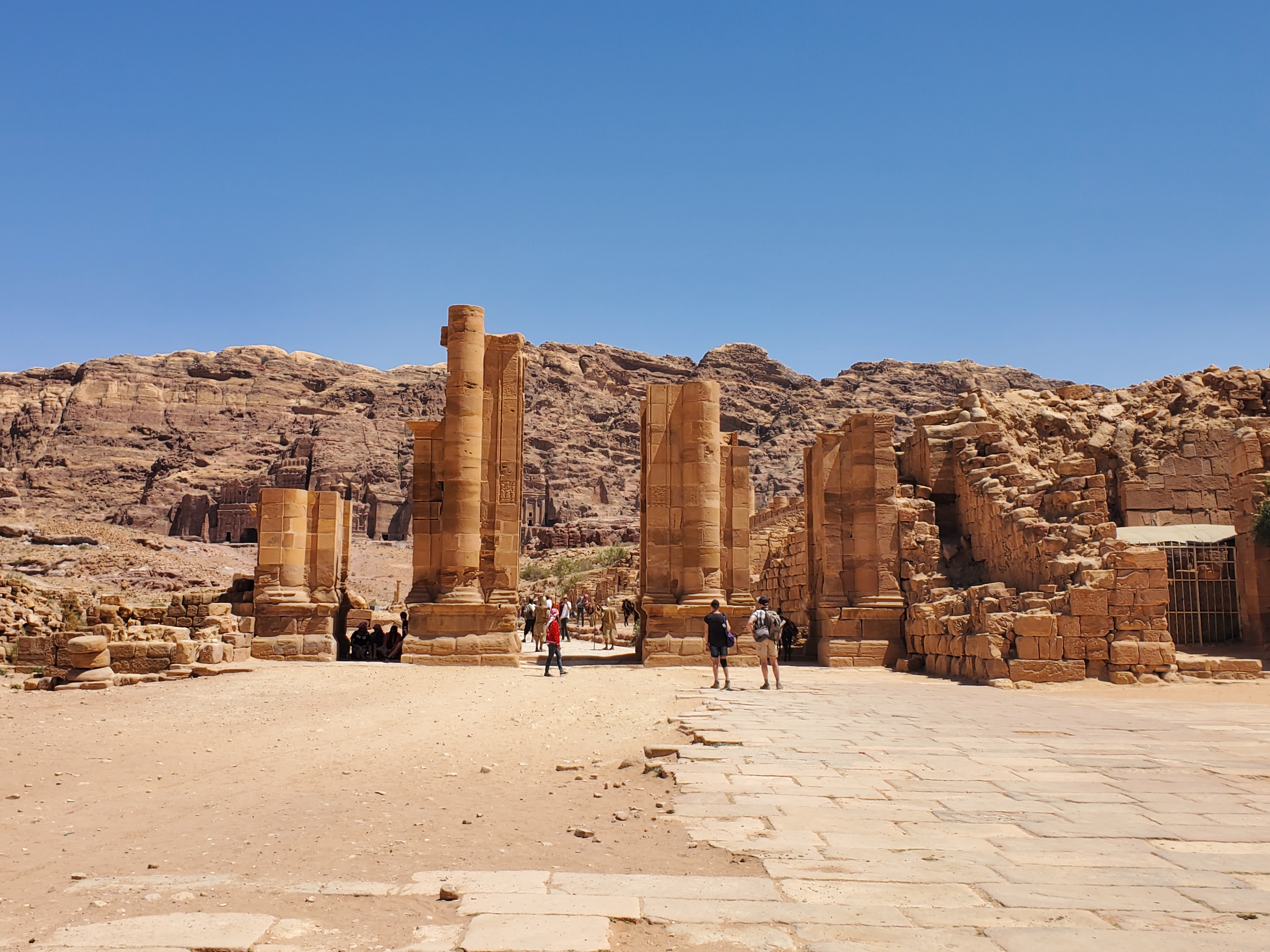 B670894E-E617-4160-8632-FD6104845E6E