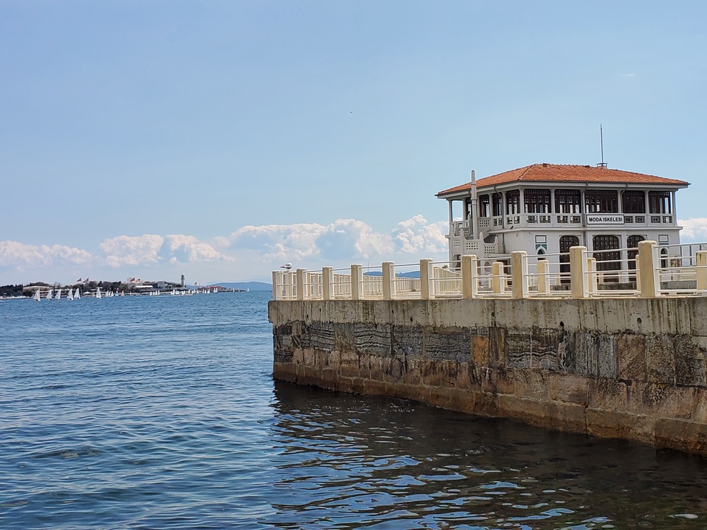 C049E7EC-A44A-4DC7-895C-84515C7F3520_1_105_c