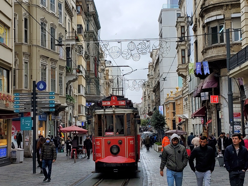 CC9DE7D9-0EFA-4FD8-8341-06FEF85325DA_1_105_c